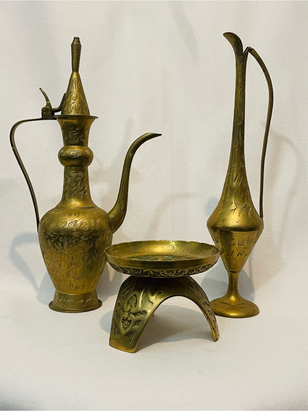 Vintage Brass Ewer & Pedestal Set - Warm Gold Finish